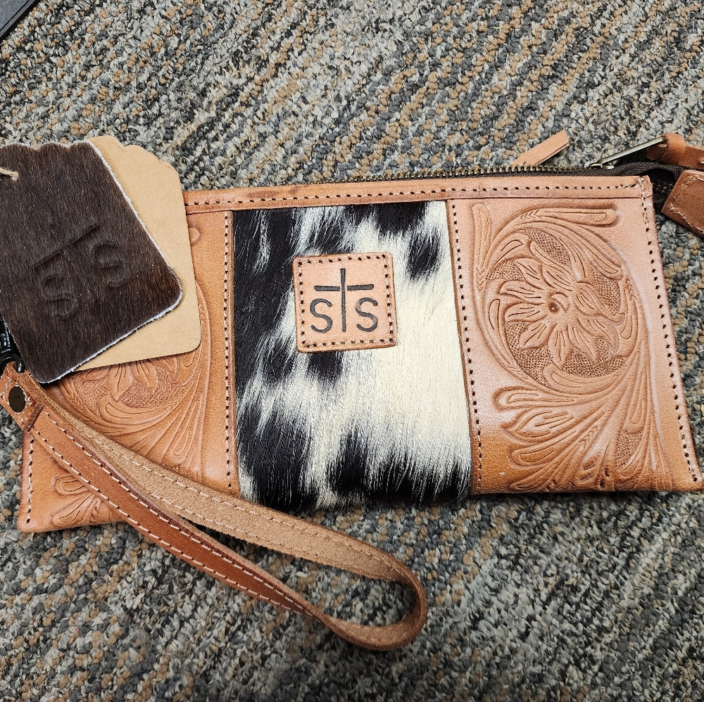 Sts wristlet